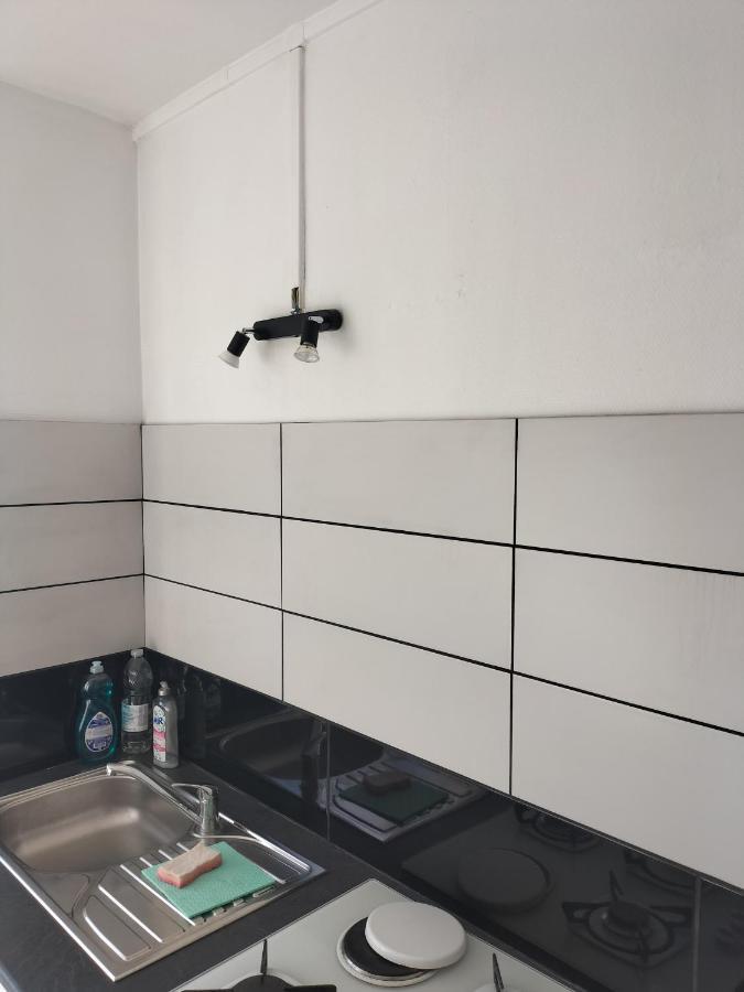 Joli Appartement Proche Metro 리옹 외부 사진